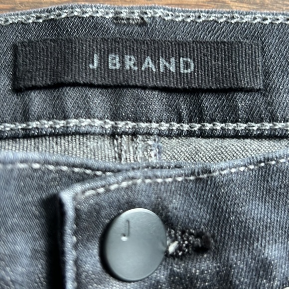 J Brand Lillie Savannah Leopard Button Fly High-Rise Skinny Jeans - Picture 4 of 10